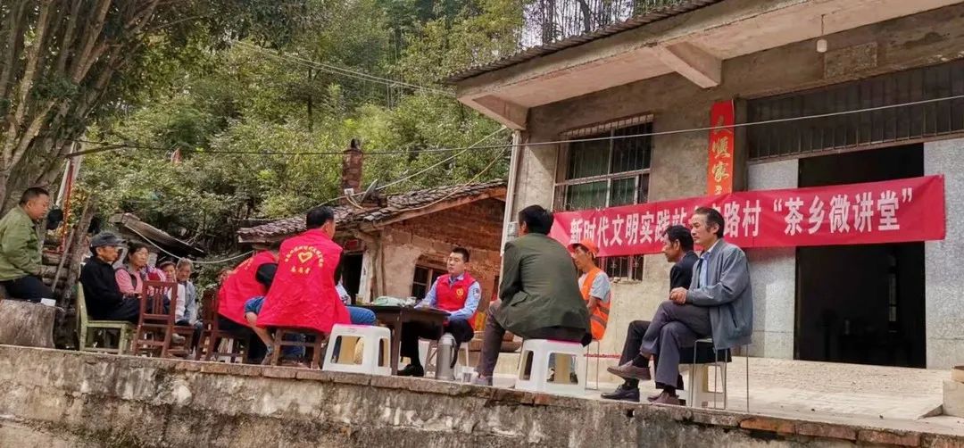 白7.jpg