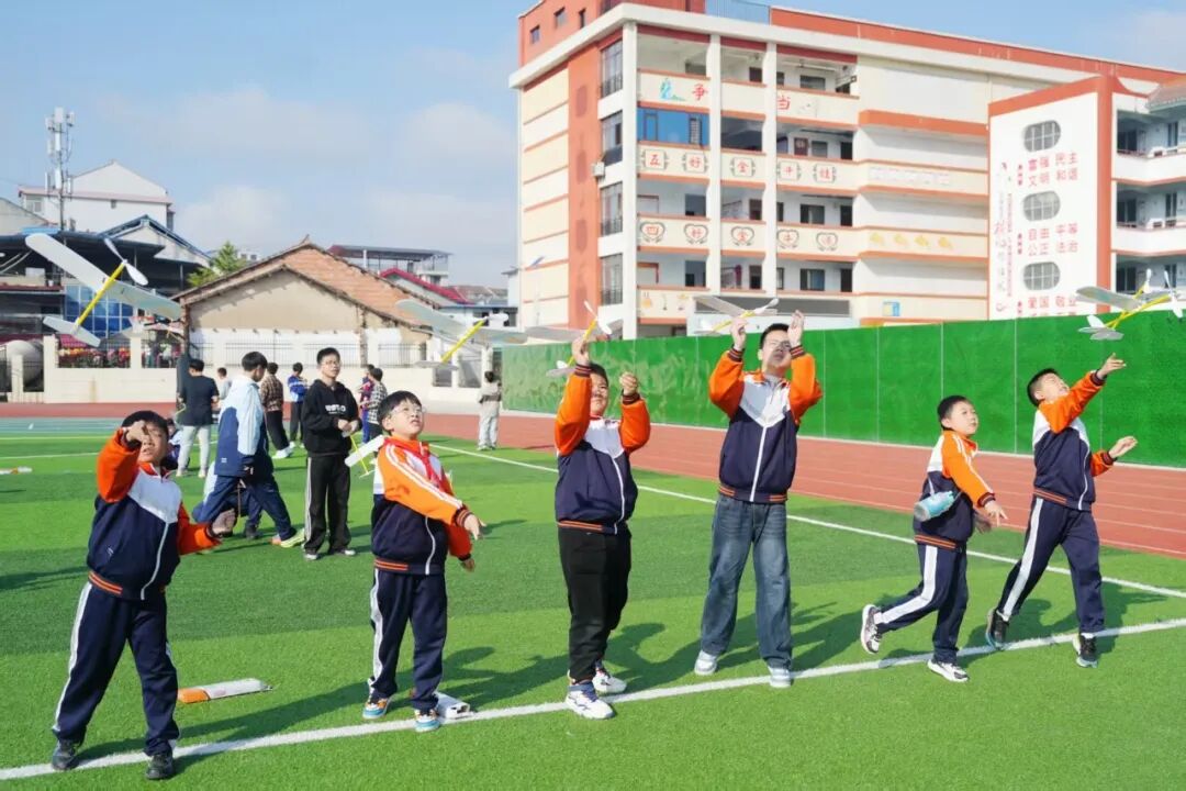 1762935555181460.jpg 微信图片_20251112161907.jpg